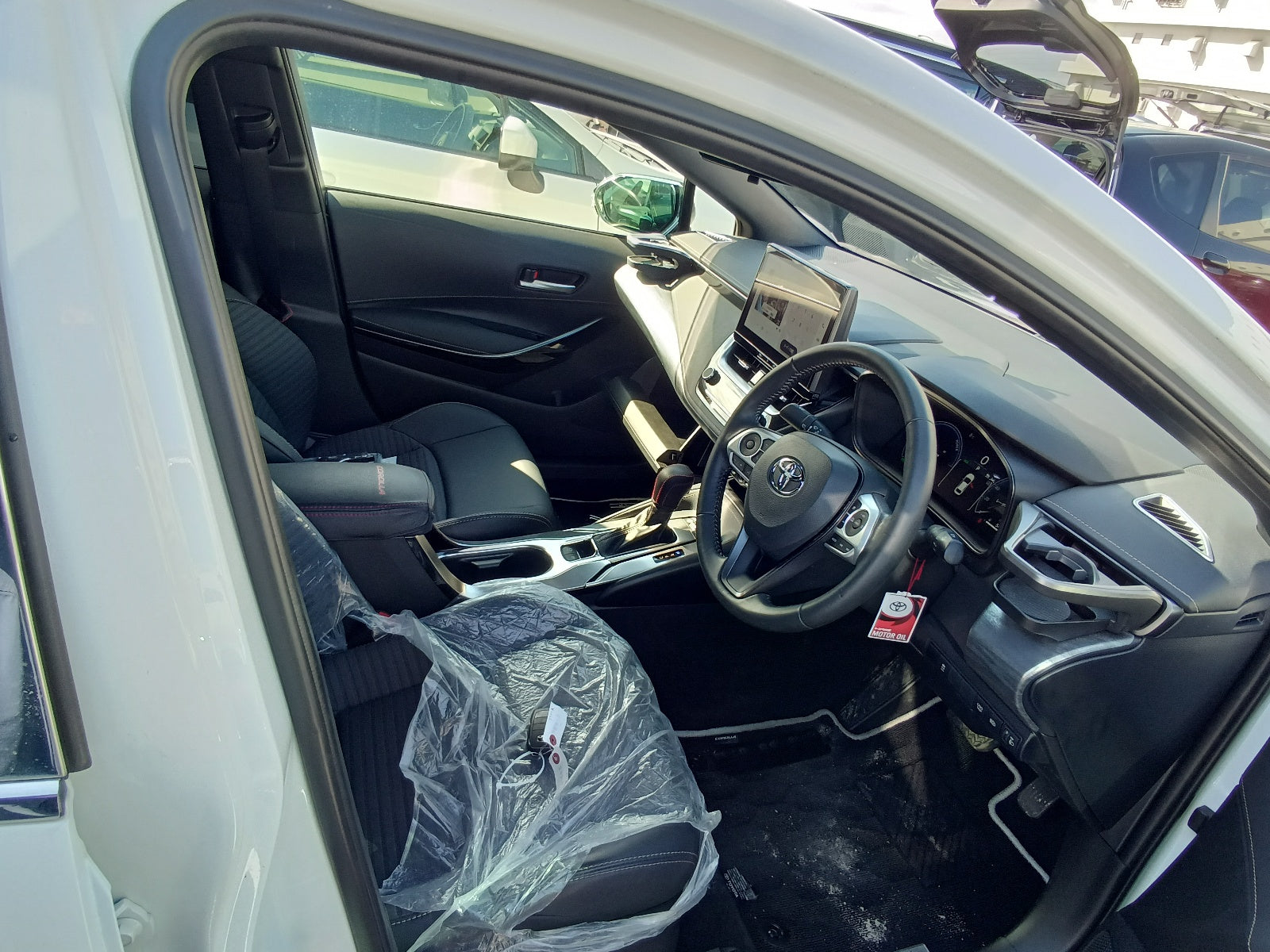 TOYOTA COROLLA 2022 PEARL Hybrid WXB