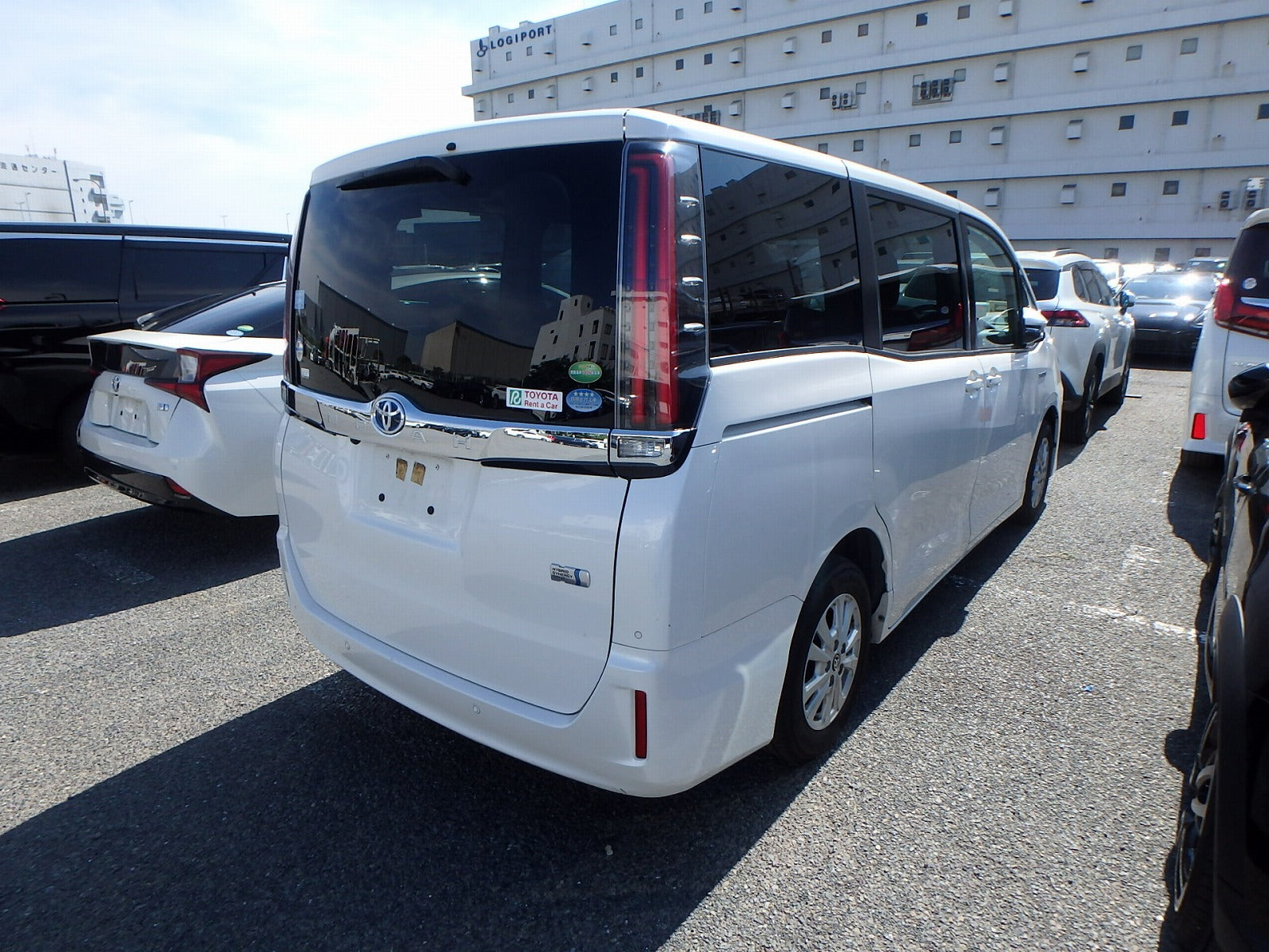 TOYOTA NOAH-HYBRID X-2019