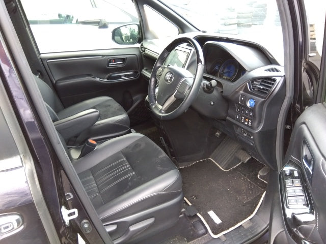 TOYOTA ESQUIRE 2019 GI PREMIUM