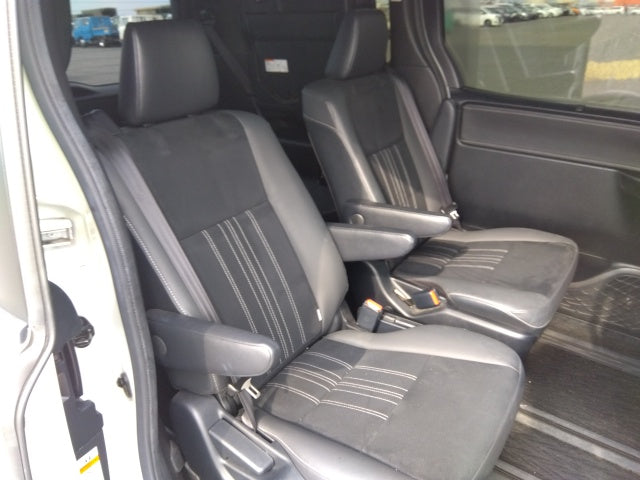 TOYOTA ESQUIRE-HYBRID GI PREMIUM-2019