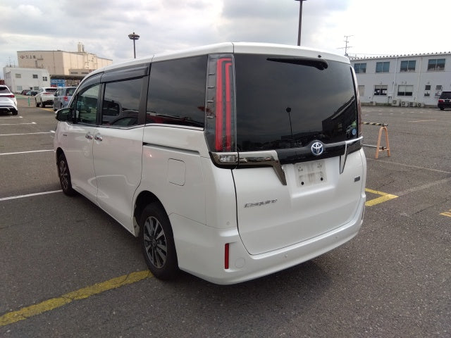 TOYOTA ESQUIRE-HYBRID GI PREMIUM-2019