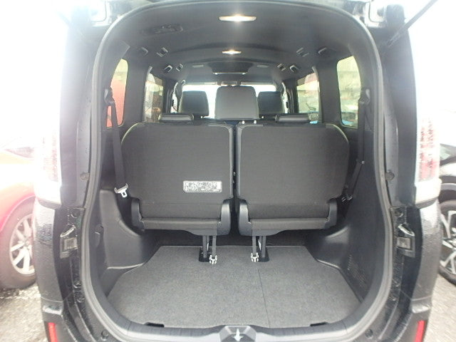 TOYOTA ESQUIRE 2019 GI PREMIUM