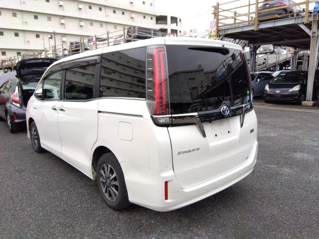 TOYOTA ESQUIRE-HV GI PREMIUM PKG-2019