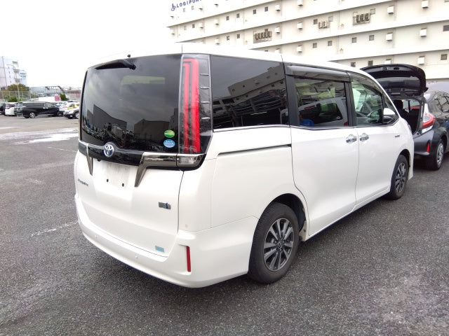 TOYOTA ESQUIRE-HV GI PREMIUM PKG-2019