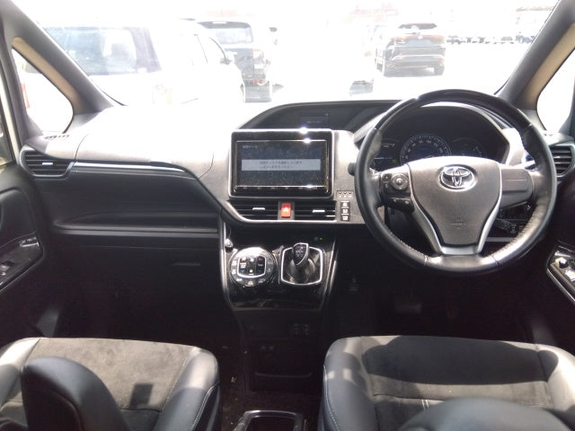 TOYOTA ESQUIRE HYBRID 2020 GI PREMIUM