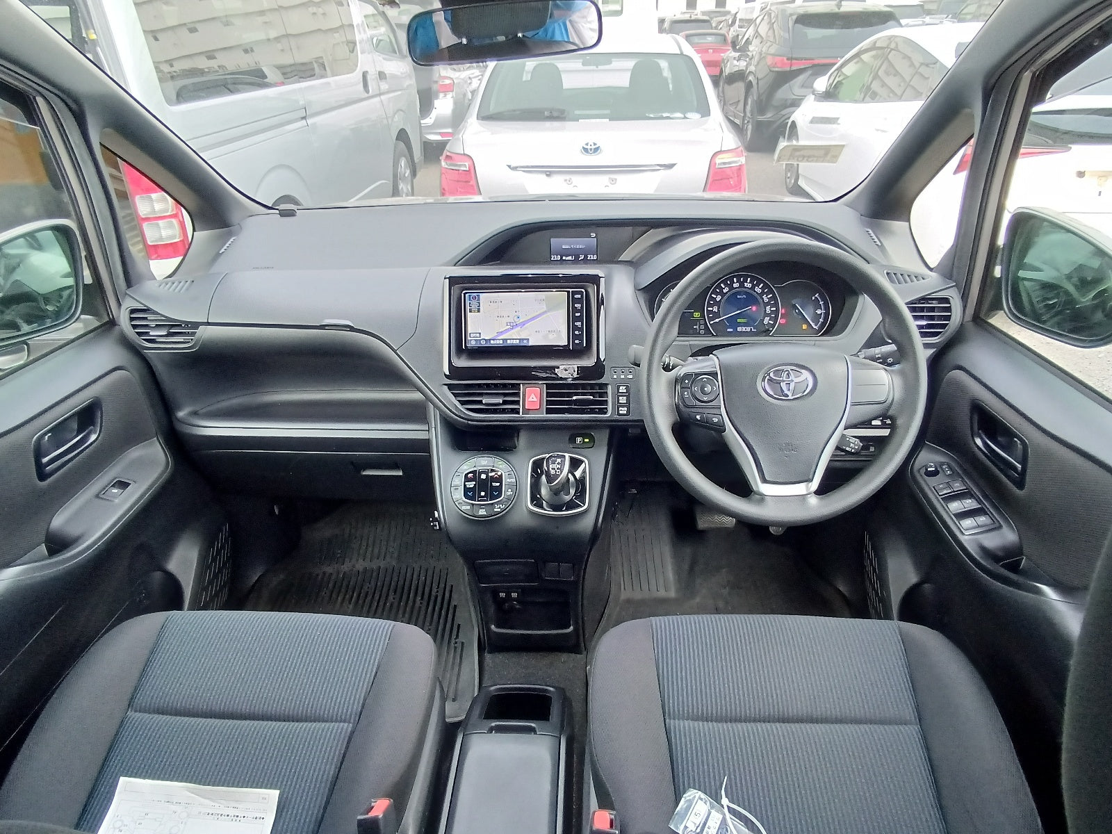 TOYOTA VOXY-2020-Hybrid-X