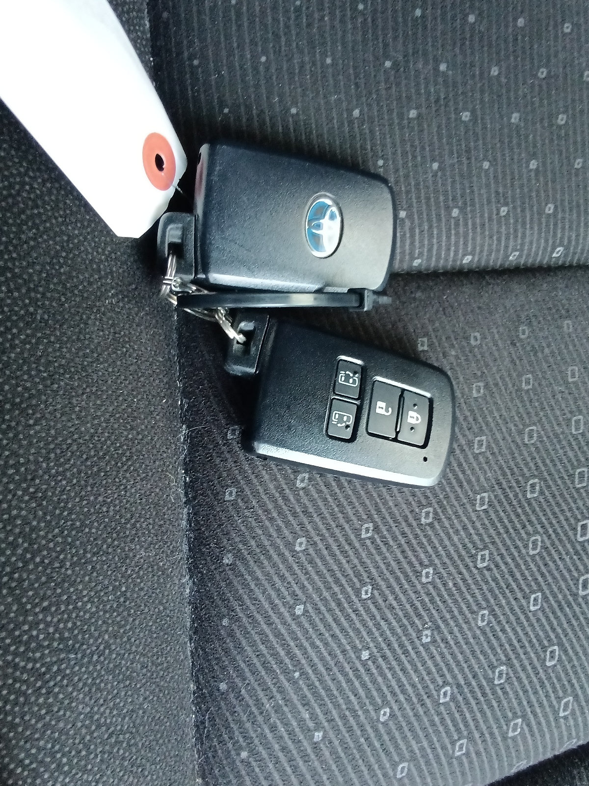 TOYOTA VOXY-2020-Hybrid V