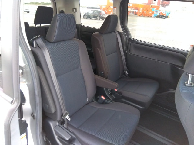 TOYOTA NOAH-HV X-2020