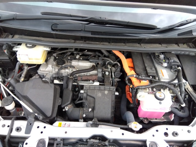 TOYOTA NOAH-HV X-2020