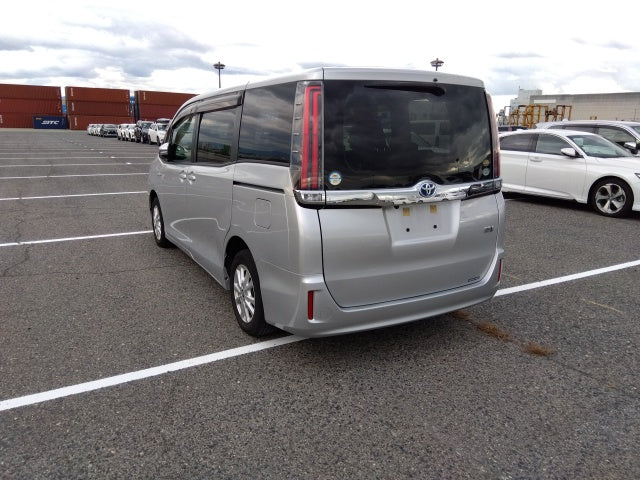 TOYOTA NOAH-HV X-2020