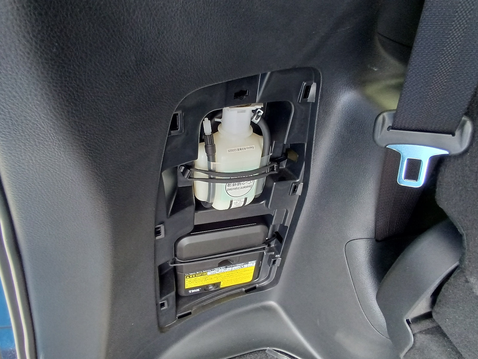 TOYOTA ESQUIRE-HYBRID GI PREMIUM-2020