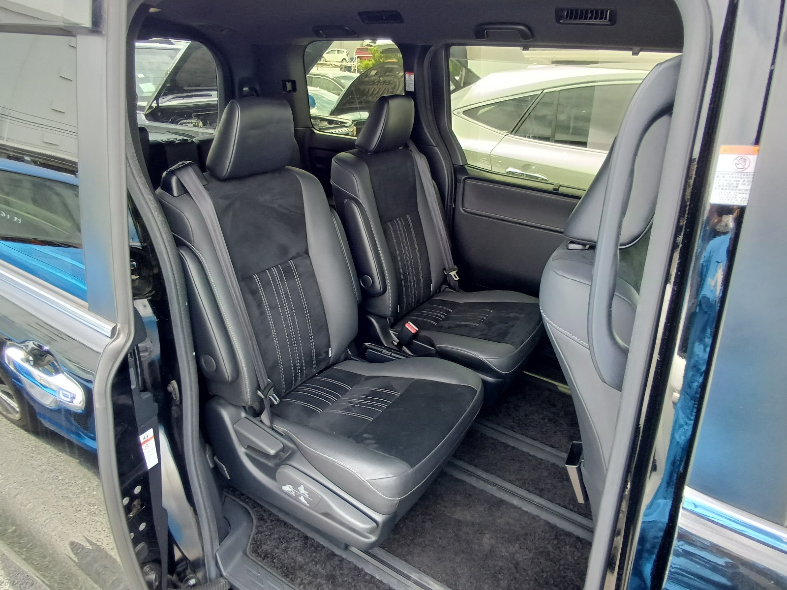 TOYOTA ESQUIRE-HYBRID GI PREMIUM-2020