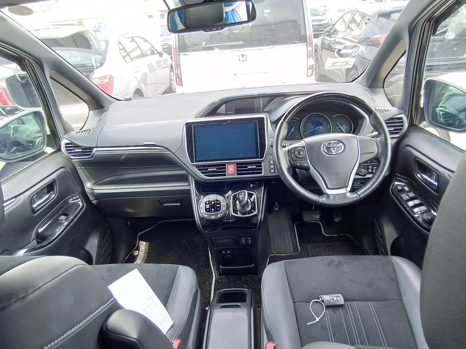 TOYOTA ESQUIRE-HYBRID GI PREMIUM-2020