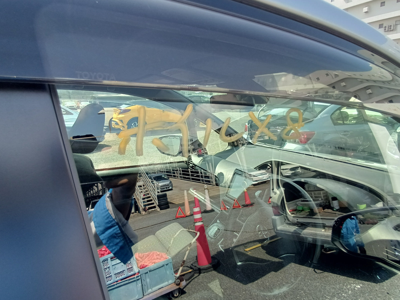 TOYOTA NOAH 2020 SILVER