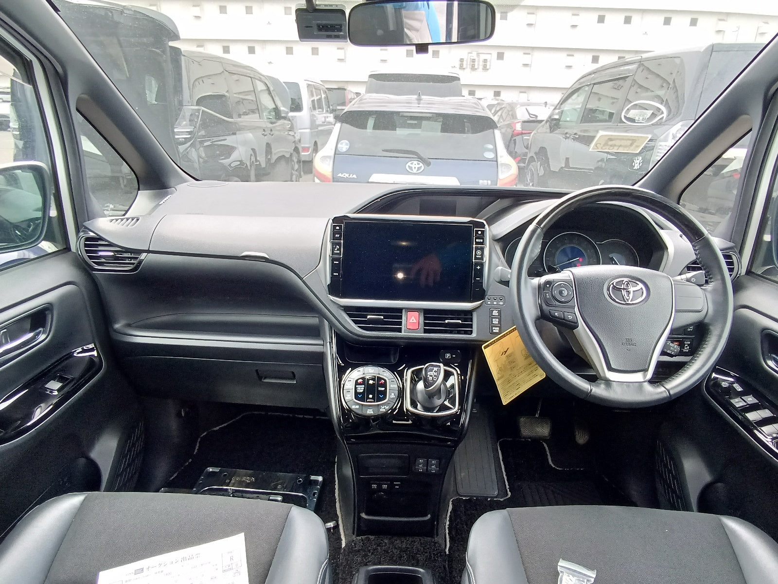 TOYOTA NOAH-HV - 2021 PEARL