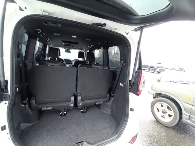 TOYOTA NOAH-HYBRID S-Z-2022