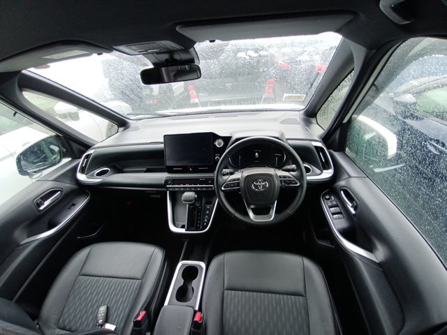 TOYOTA NOAH-HYBRID S-Z-2022