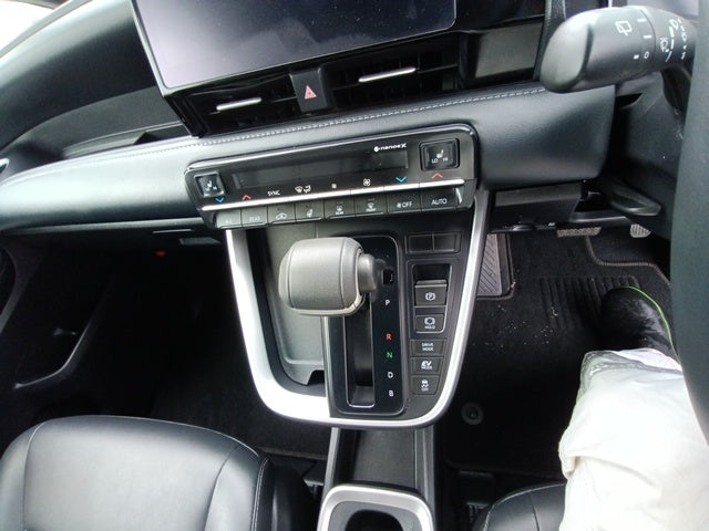 TOYOTA NOAH-HYBRID S-Z-2022