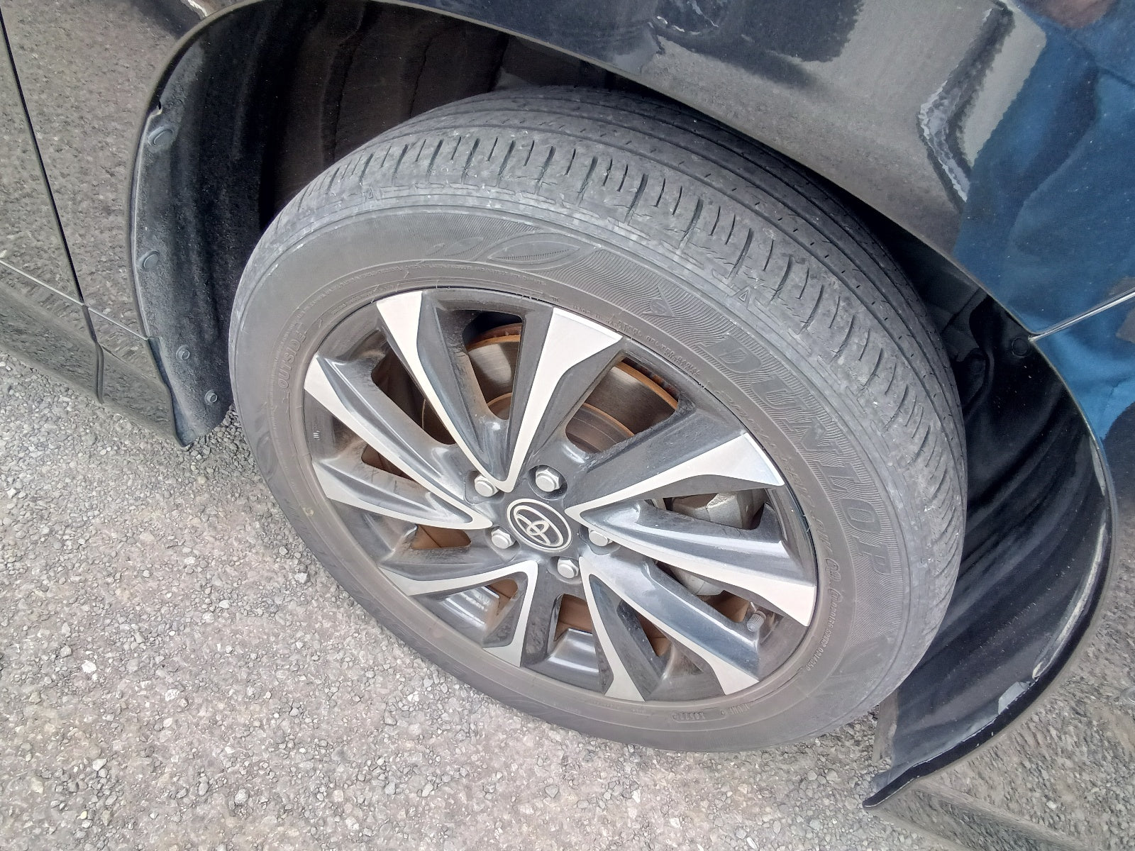 TOYOTA VOXY-2022  BLACK
