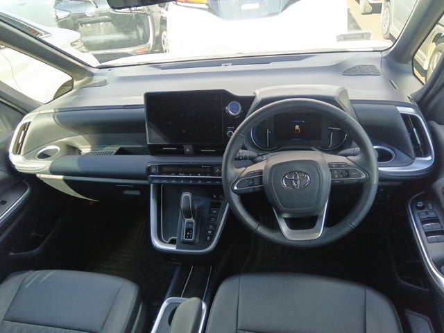 TOYOTA NOAH-HYBRID S-Z- 2022