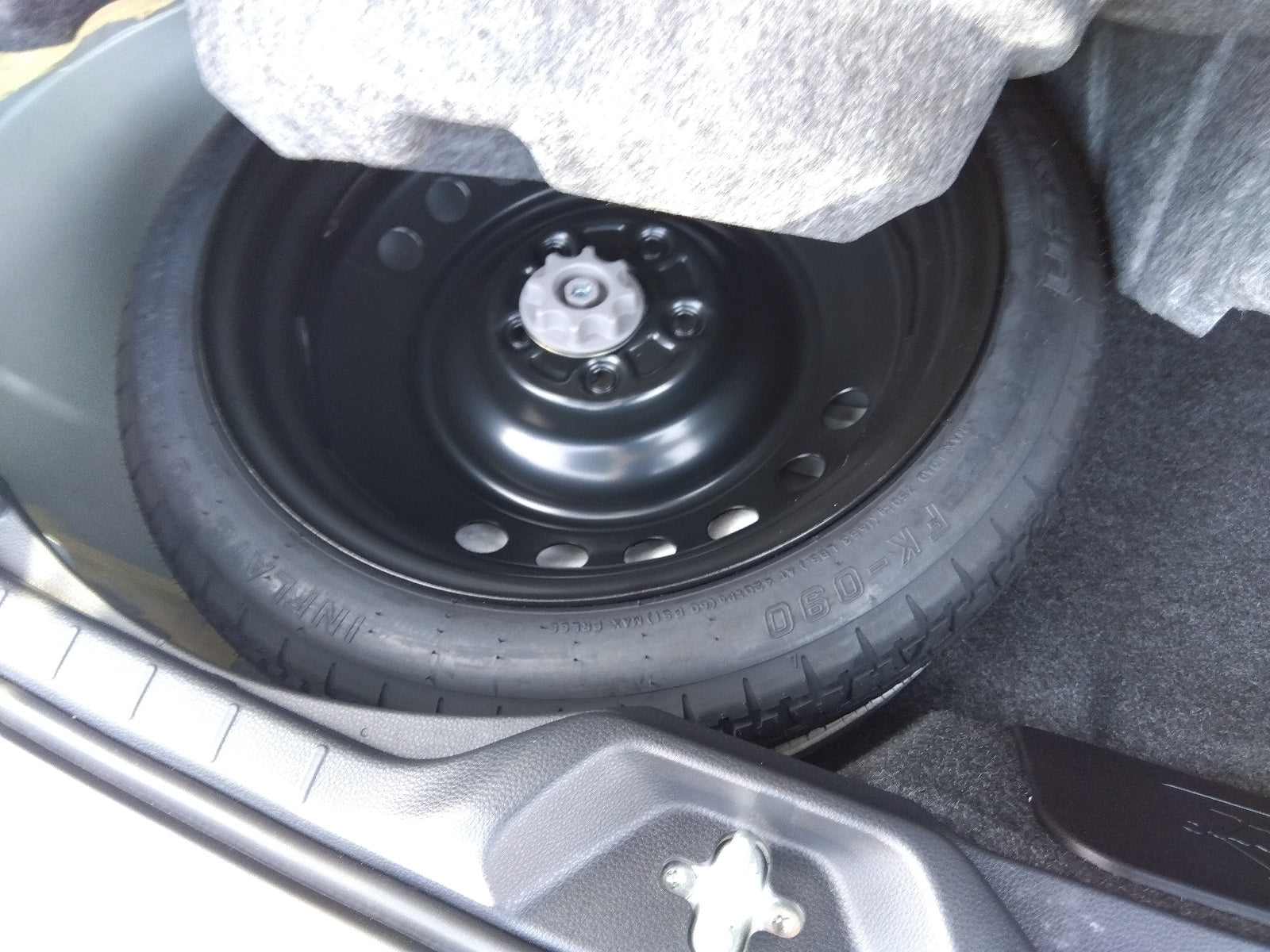 TOYOTA NOAH-HYBRID S-Z PACKAGE- 2022