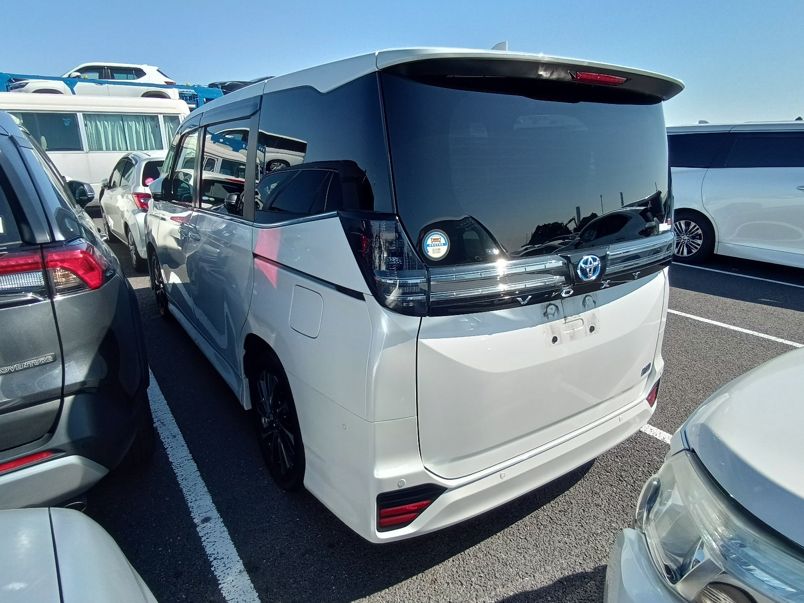 TOYOTA VOXY-2022-Hybrid-S Z WHITE