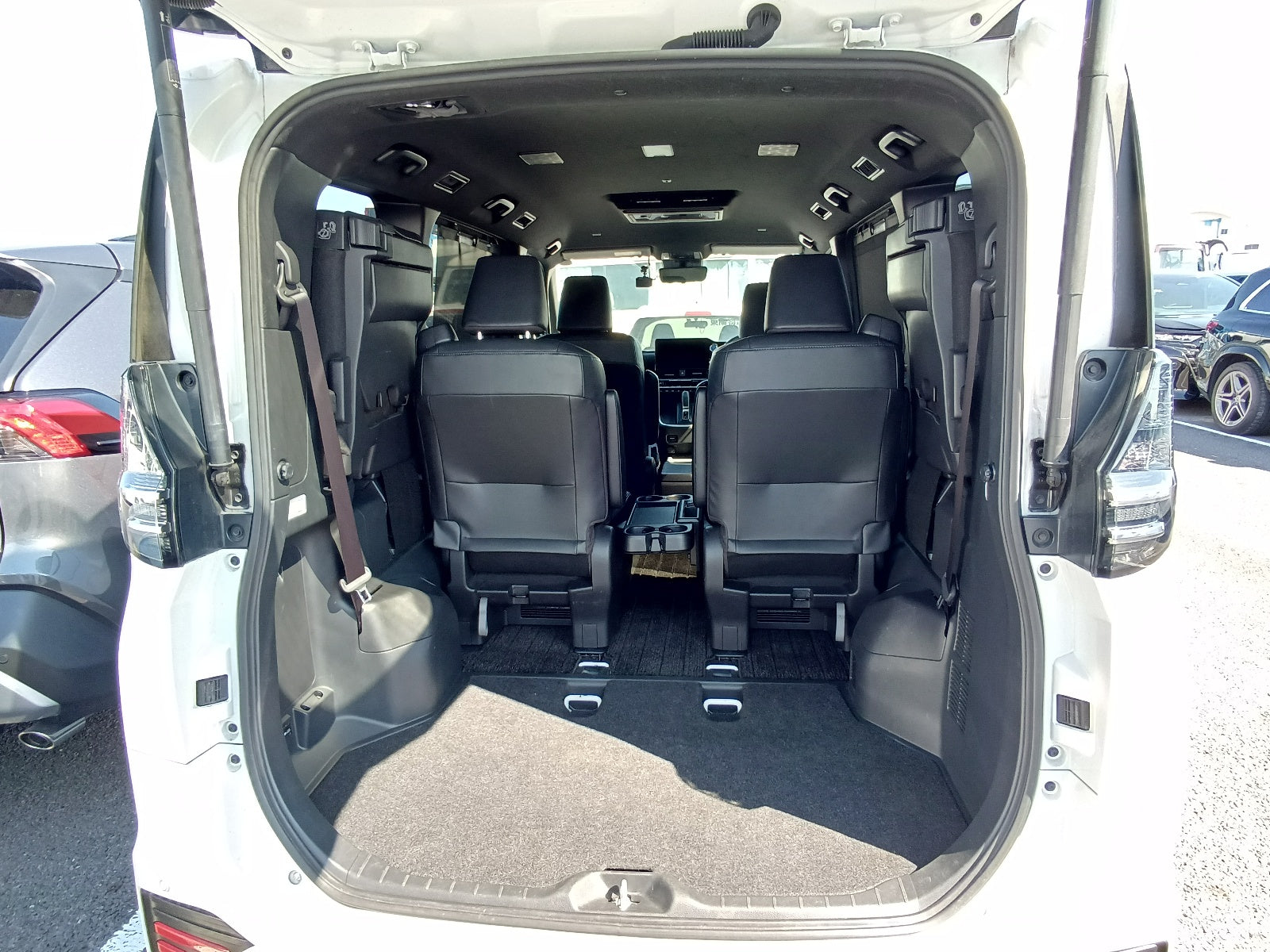 TOYOTA VOXY-2022-Hybrid-S Z WHITE