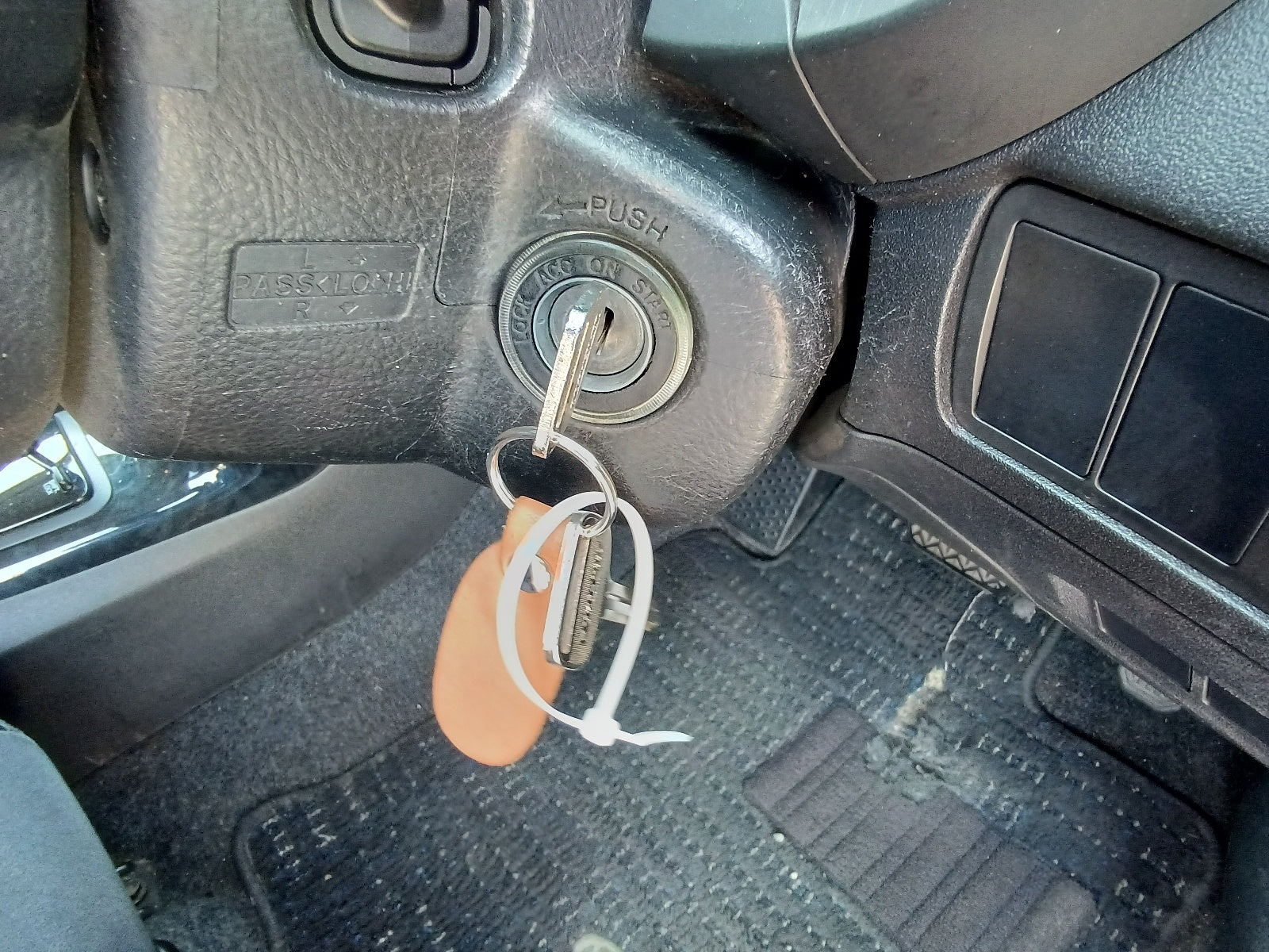 TOYOTA CALDINA-Z L 2004