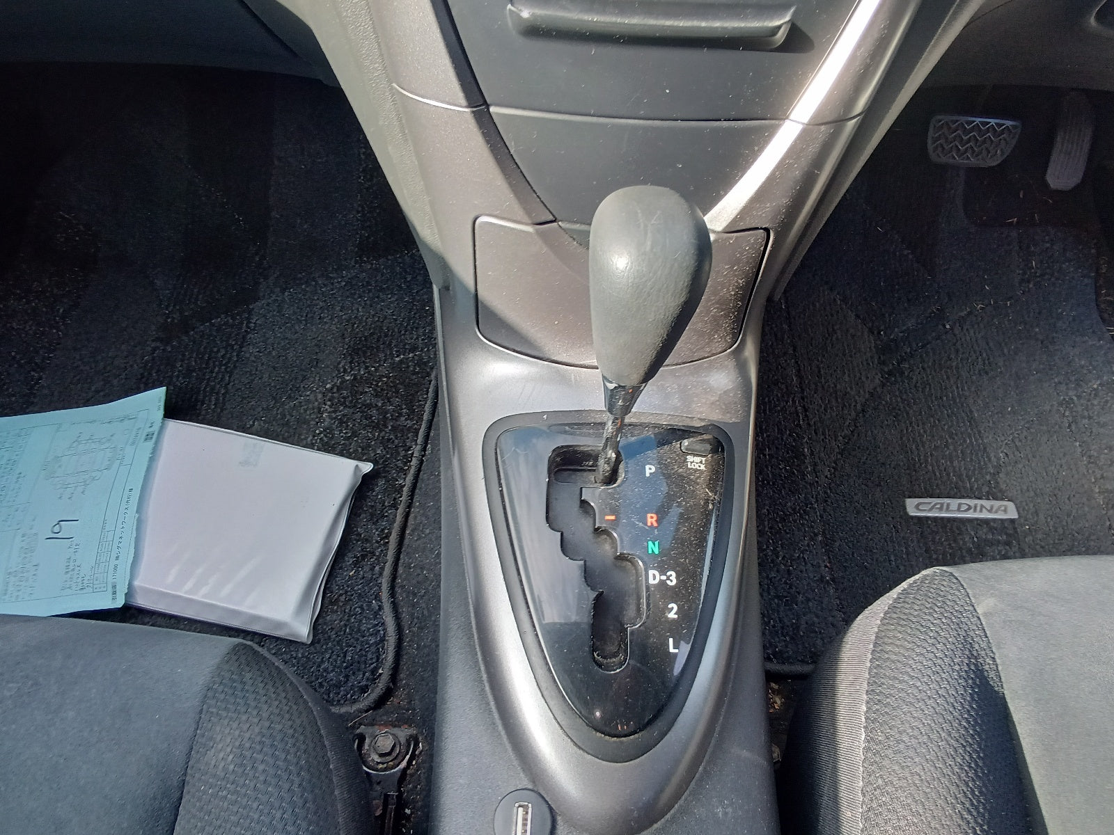 TOYOTA CALDINA-X-2006 WHITE