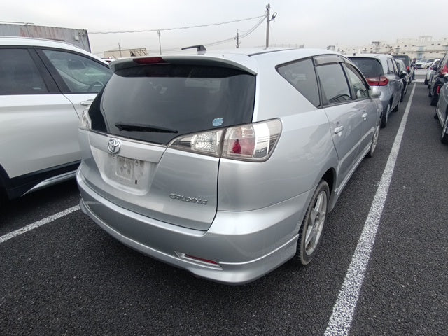 TOYOTA CALDINA-2007 SILVER