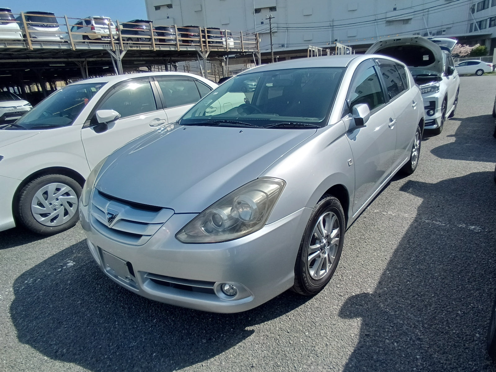 TOYOTA CALDINA-2007 SILVER  Z A EDITION