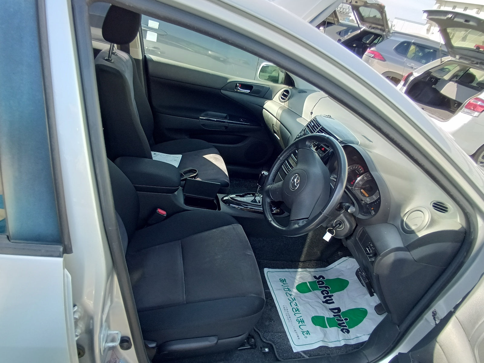 TOYOTA CALDINA-2007 SILVER  Z A EDITION