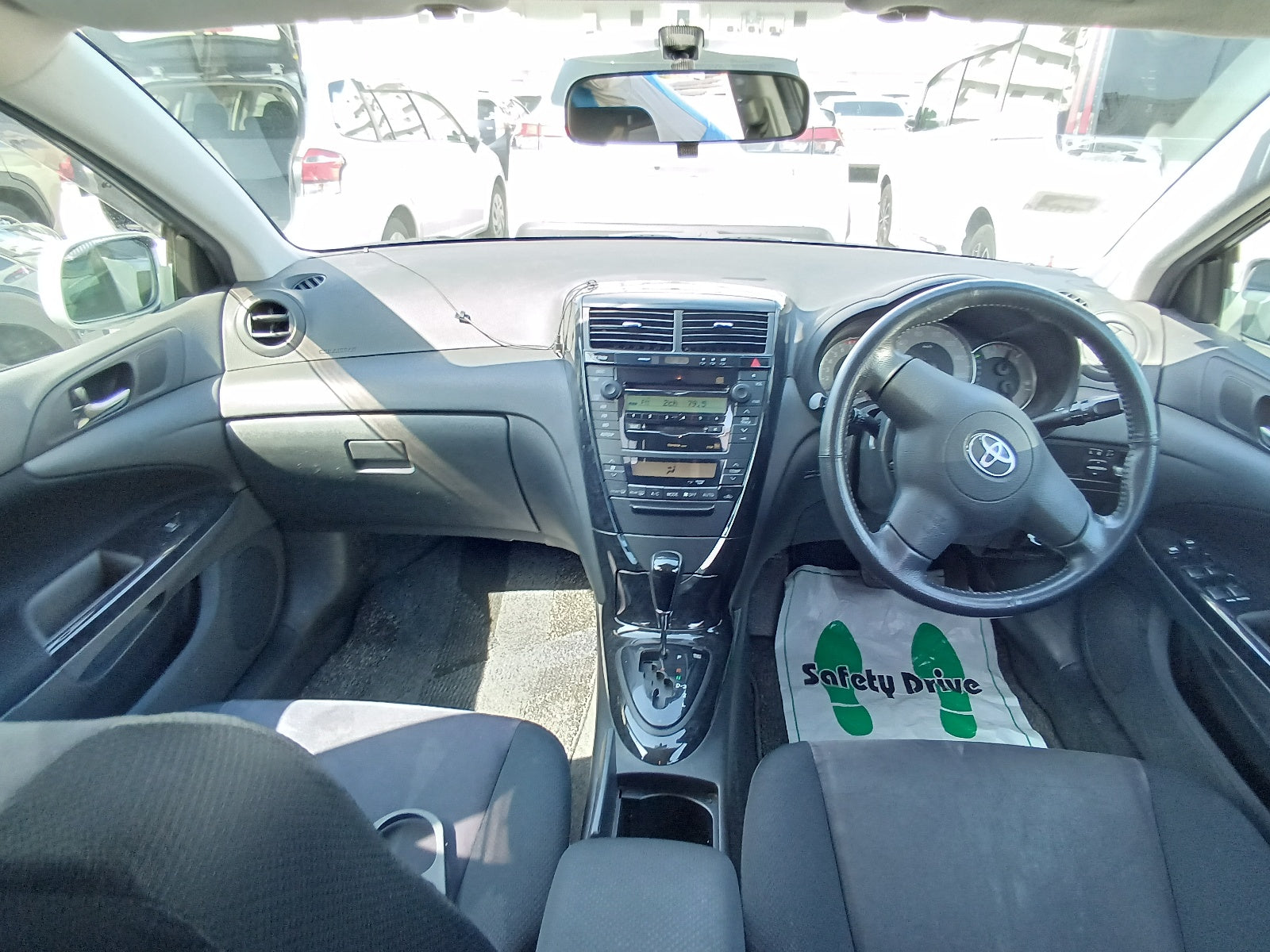 TOYOTA CALDINA-2007 SILVER  Z A EDITION
