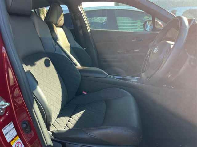 TOYOTA C-HR 2019 G LED