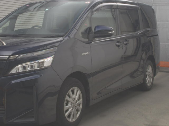 TOYOTA VOXY-HYBRID X-2019