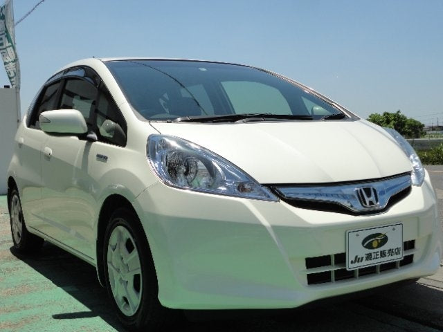 HONDA FIT-1.3 SHE S FA IN STYLE -2013