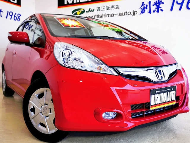 HONDA FIT-HYBRID ..1 OWNER -2012