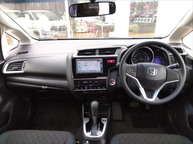 HONDA FIT-13G F PACKAGE -2015