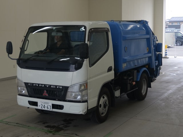 MITSUBISHI CANTER- -2004