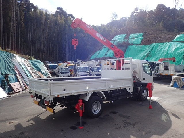 HINO DUTRO-CRANE ATTACHING -2006