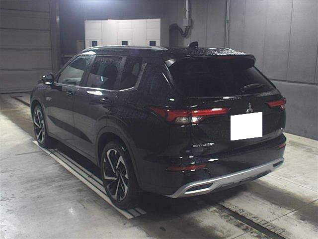 MITSUBISHI OUTLANDER-4WD PHEV G 7 PERSON -2022
