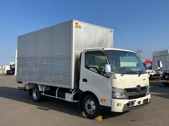 HINO DUTRO-VAN -2018