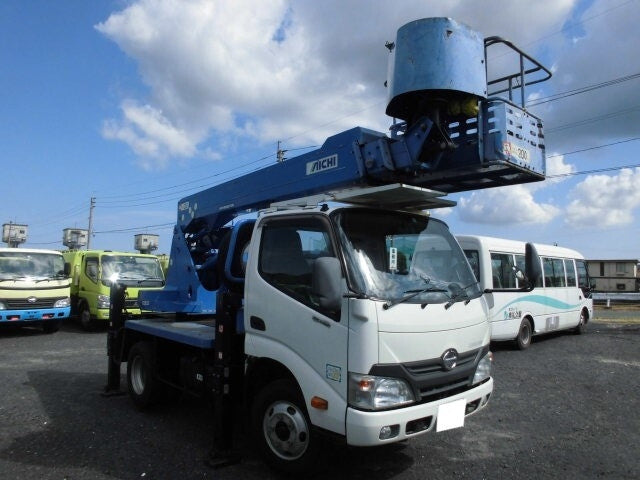 HINO DUTRO-HIGH PLACE OPERATION CAR -2015