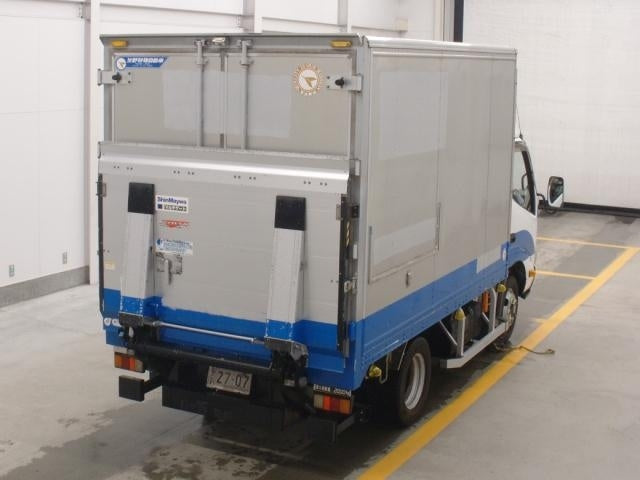 HINO DUTRO-VAN -2011