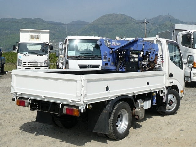 HINO DUTRO-CRANE ATTACHING -2012