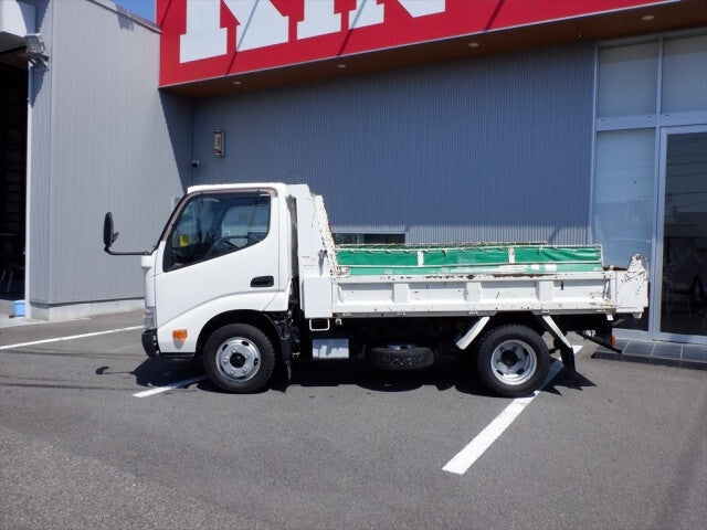 HINO DUTRO-DUMP CAR -2013
