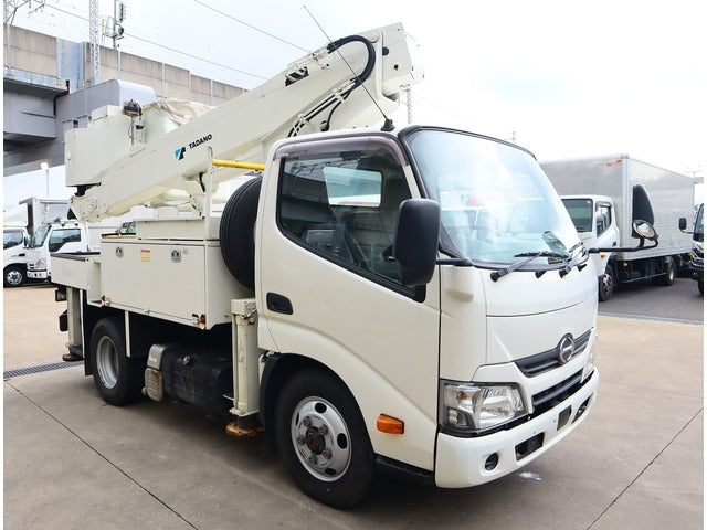 HINO DUTRO-HIGH PLACE OPERATION CAR -2016