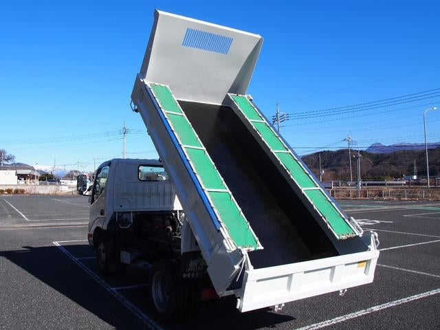 HINO DUTRO-4WD LOW FLOOR STRENGTHEN DUMP -2013