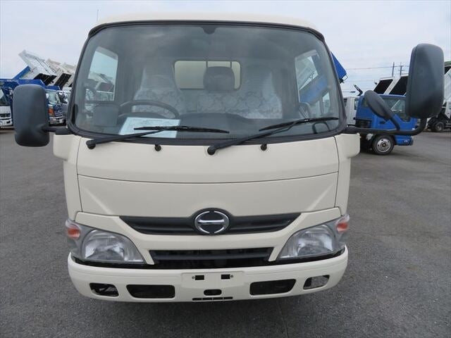 HINO DUTRO-PAKER -2014