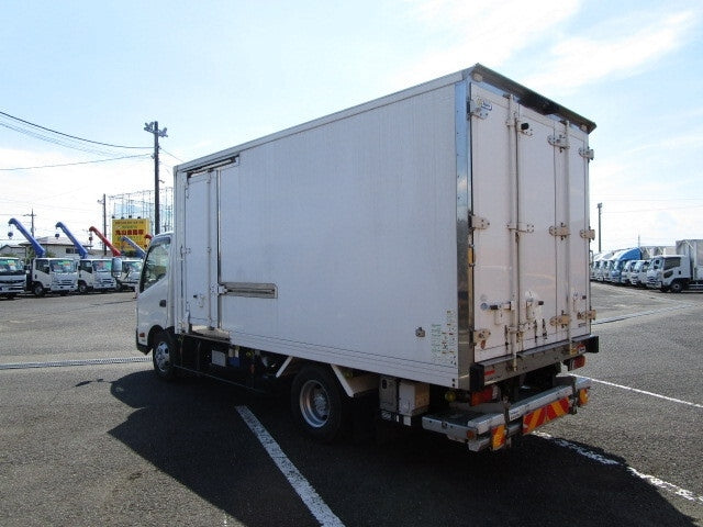 HINO DUTRO-REFRIGERATION * REEFER -2013